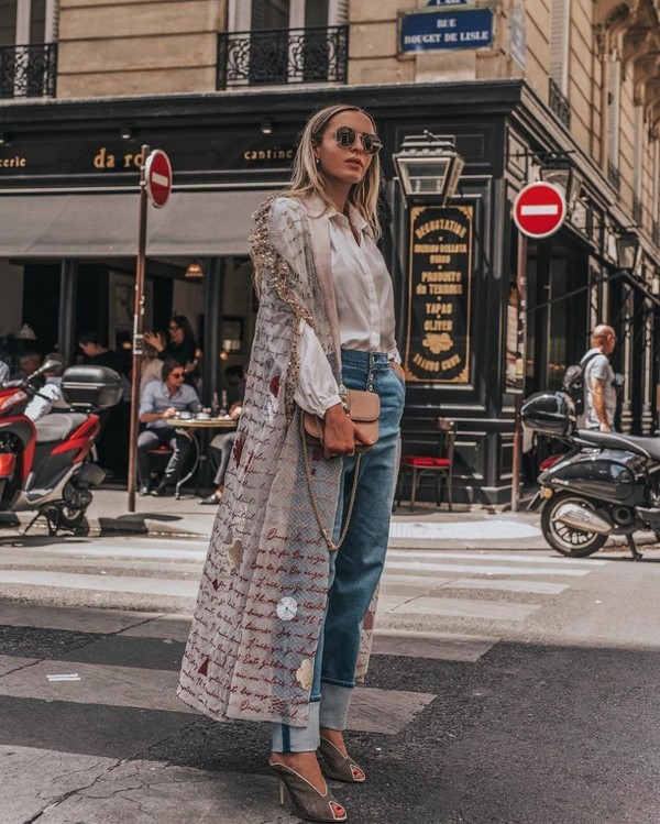 Cardigans: les looks les plus stylés et convoités avec les cardigans