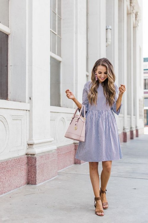 Selalunya pakaian trapeze yang sentiasa terkini: idea-idea foto, imej, trend