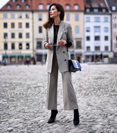 Quels styles de vêtements à la mode devraient être ajoutés à votre garde-robe