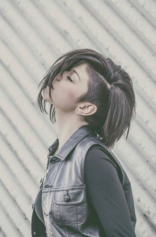 Coupes de cheveux à la mode avec asymétrie - innovations spectaculaires et solutions élégantes