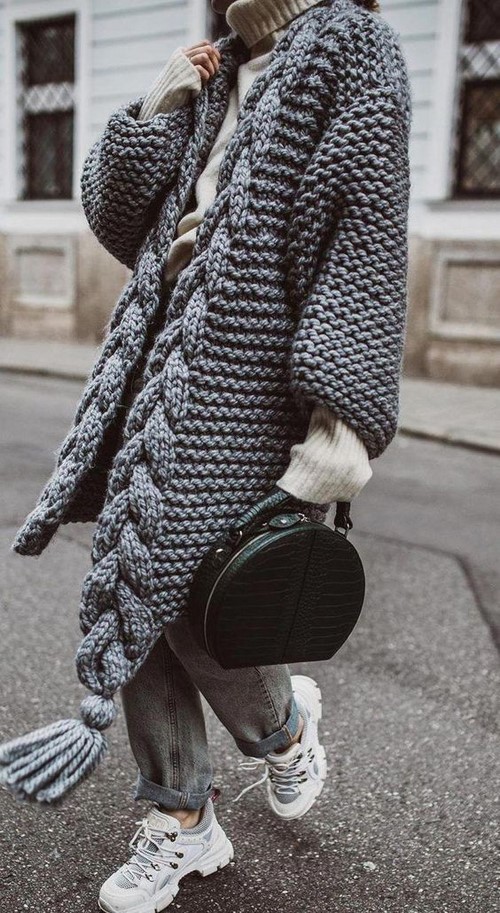 Les tendances du tricot à la mode: des styles tricotés aux looks originaux