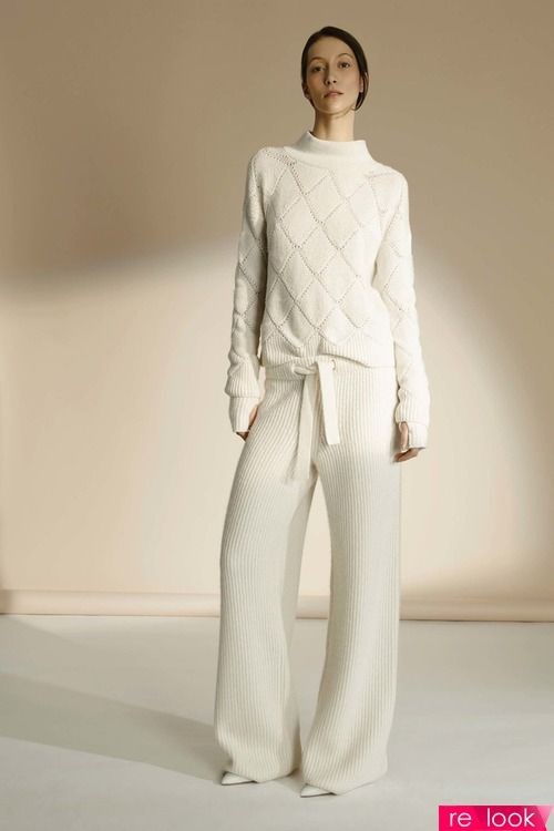 Stricken. Was kann mit stilvollen Strickneuheiten gestrickt werden