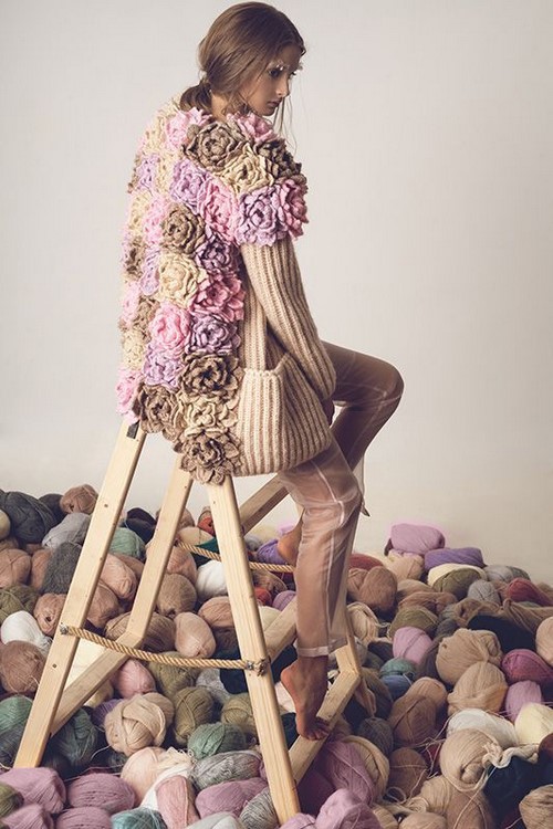 Stricken. Was kann mit stilvollen Strickneuheiten gestrickt werden