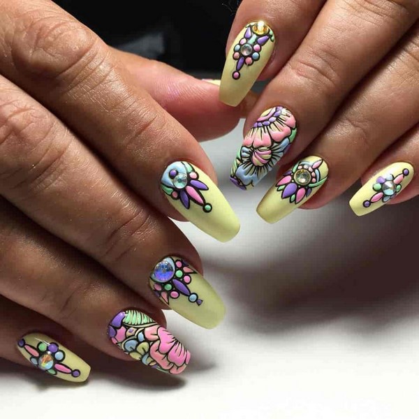 Interprétations incroyables de la conception combinée des ongles