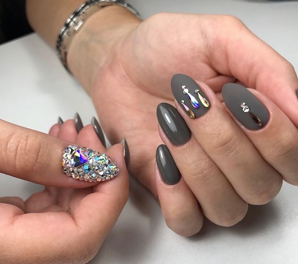 Interprétations incroyables de la conception combinée des ongles