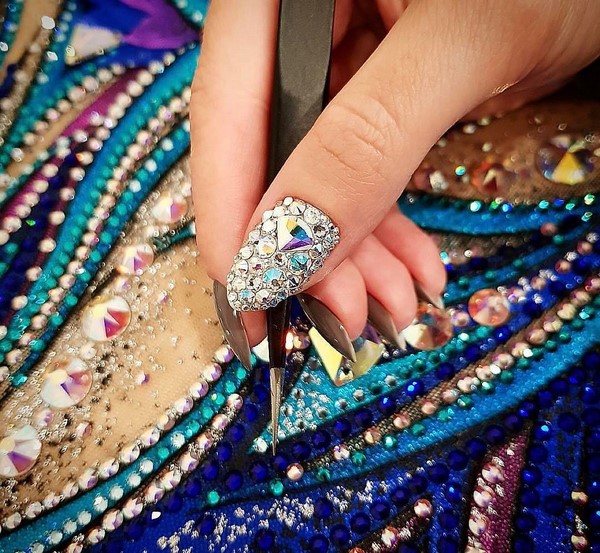 Interprétations incroyables de la conception combinée des ongles