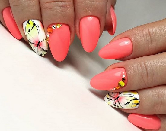 Super Coral Nail Design Ideas dans des exemples de maîtrise