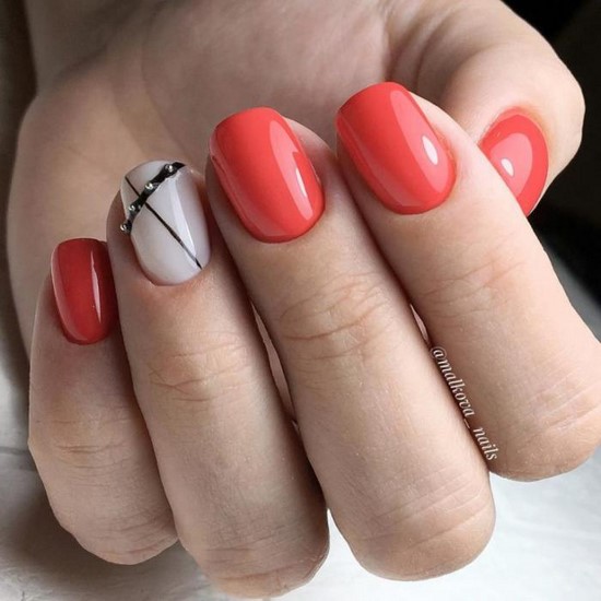 Super Coral Nail Design Ideas dans des exemples de maîtrise