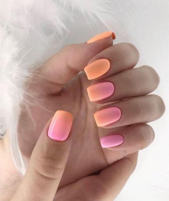 Super Coral Nail Design Ideas dans des exemples de maîtrise