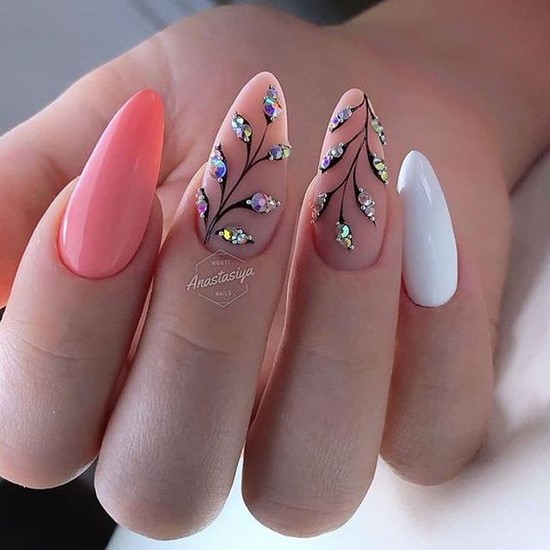 Super Coral Nail Design Ideas dans des exemples de maîtrise