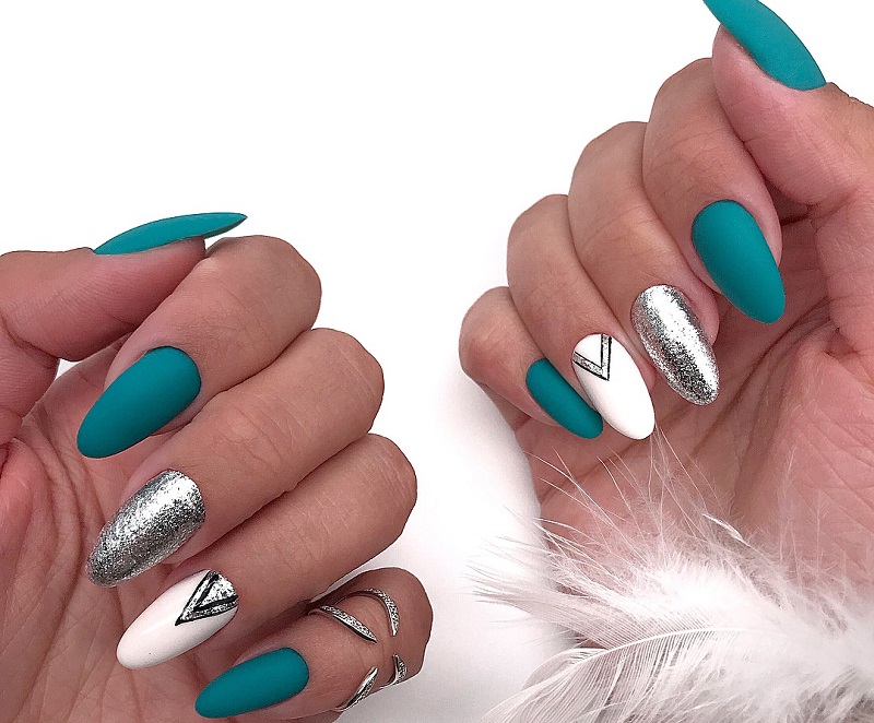 Nouvelles solutions de nail art turquoise - les meilleures photos de design