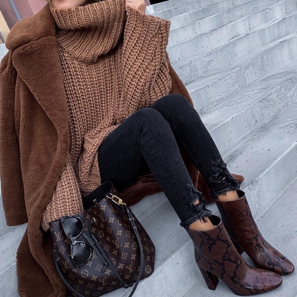 Chandails pour femmes. Nouveautés, tendances, images impressionnantes