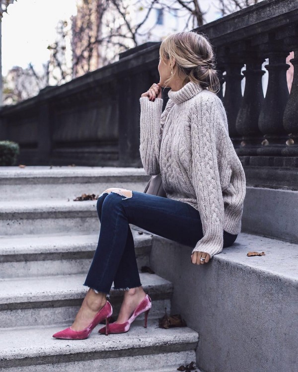 Chandails pour femmes. Nouveautés, tendances, images impressionnantes