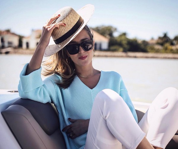 Chandails pour femmes. Nouveautés, tendances, images impressionnantes