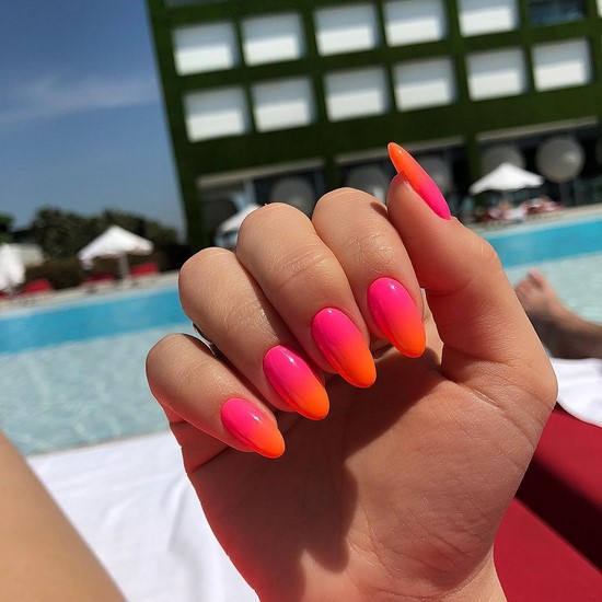 Meilleures idées et innovations de l'art des ongles orange