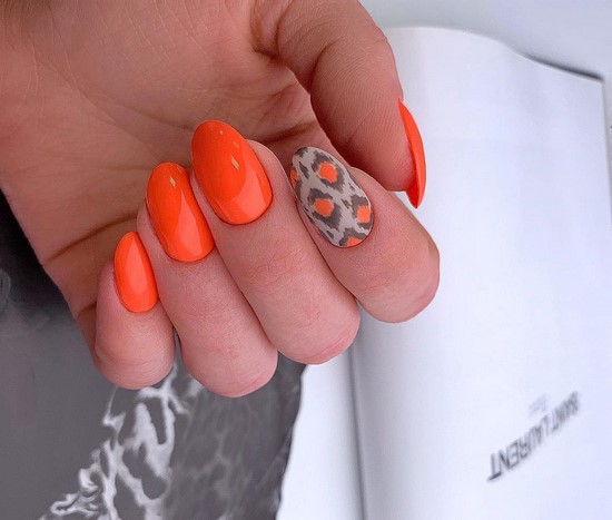 Meilleures idées et innovations de l'art des ongles orange
