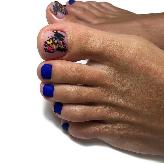 Belle pédicure d'été. Idées originales de conception de photos