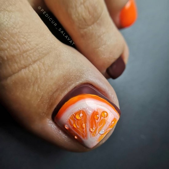 Belle pédicure d'été. Idées originales de conception de photos