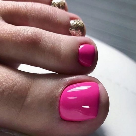 Belle pédicure d'été. Idées originales de conception de photos