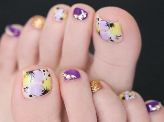 Belle pédicure d'été. Idées originales de conception de photos