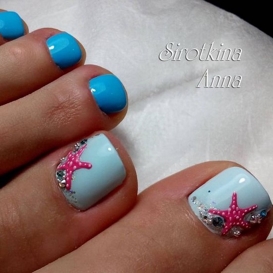 Belle pédicure d'été. Idées originales de conception de photos