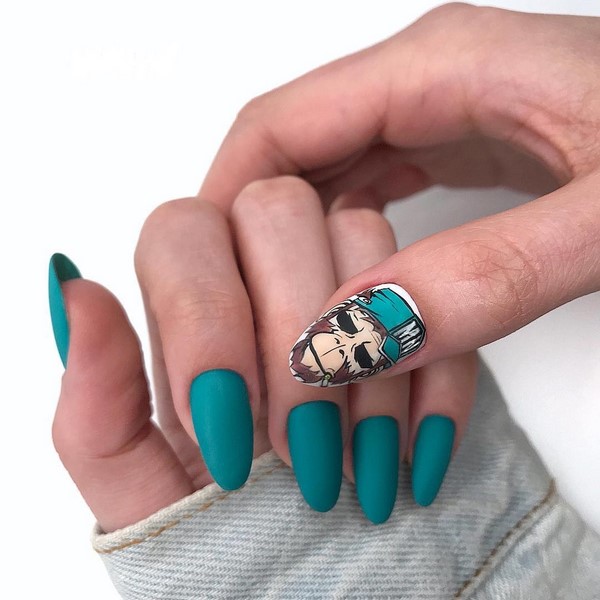 Solutions élégantes et interprétations de manucure à la mode sur des ongles de différentes longueurs