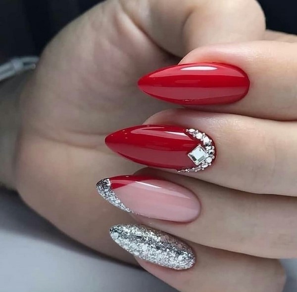 Solutions élégantes et interprétations de manucure à la mode sur des ongles de différentes longueurs