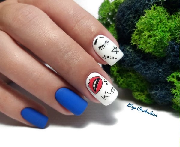 Manucure bleue inspirante. Top innovations