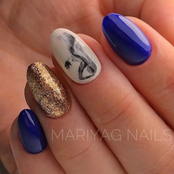 Manucure bleue inspirante. Top innovations