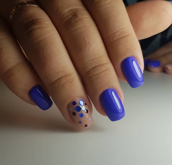 Manucure bleue inspirante. Top innovations