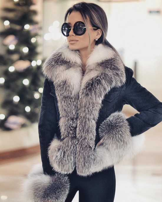 Vêtements d'extérieur à la mode. Nouveautés d'images. Les tendances Les tendances