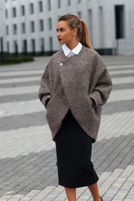 Vêtements d'extérieur à la mode. Nouveautés d'images. Les tendances Les tendances