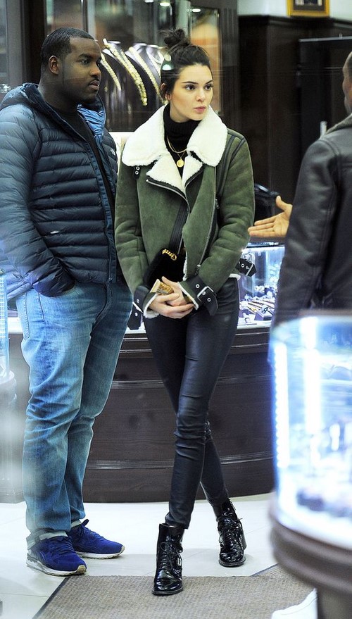 Manteaux en peau de mouton à la mode - les vêtements d'extérieur les plus chauds de la saison