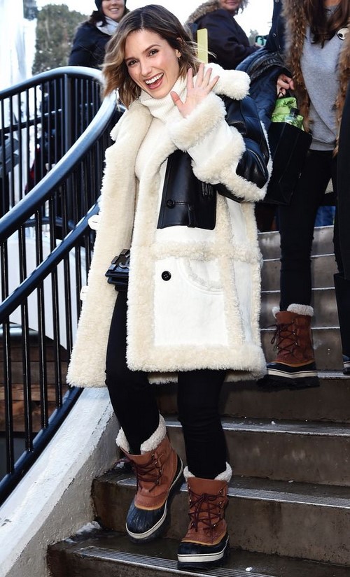 Manteaux en peau de mouton à la mode - les vêtements d'extérieur les plus chauds de la saison