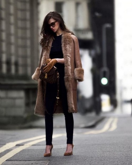 Manteaux en peau de mouton à la mode - les vêtements d'extérieur les plus chauds de la saison