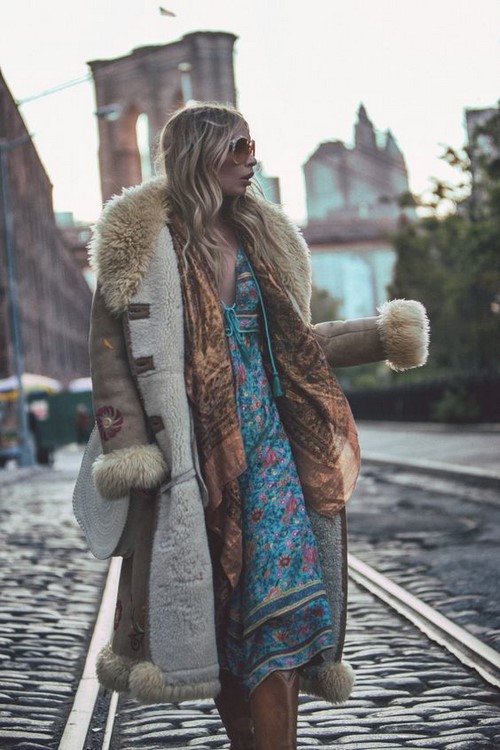 Manteaux en peau de mouton à la mode - les vêtements d'extérieur les plus chauds de la saison