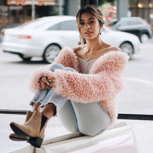 Nouveautés de manteaux de fourrure pour femmes et images élégantes avec des manteaux de fourrure pour tous les goûts