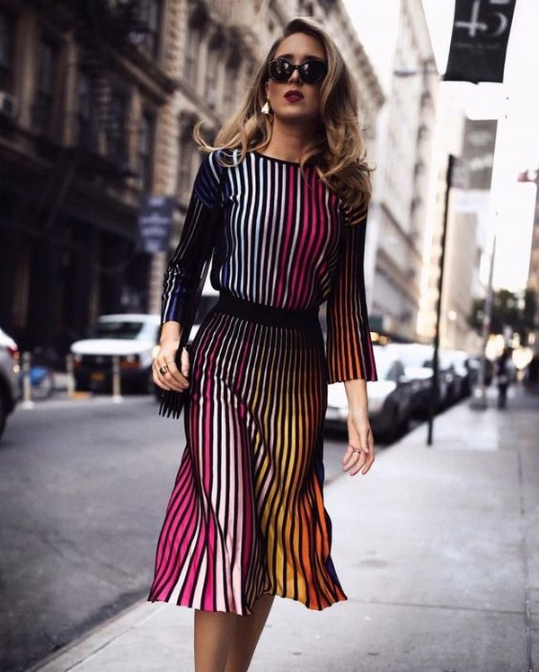 Winterkleider. Neuheiten von Stilen, Bildern, Ideen