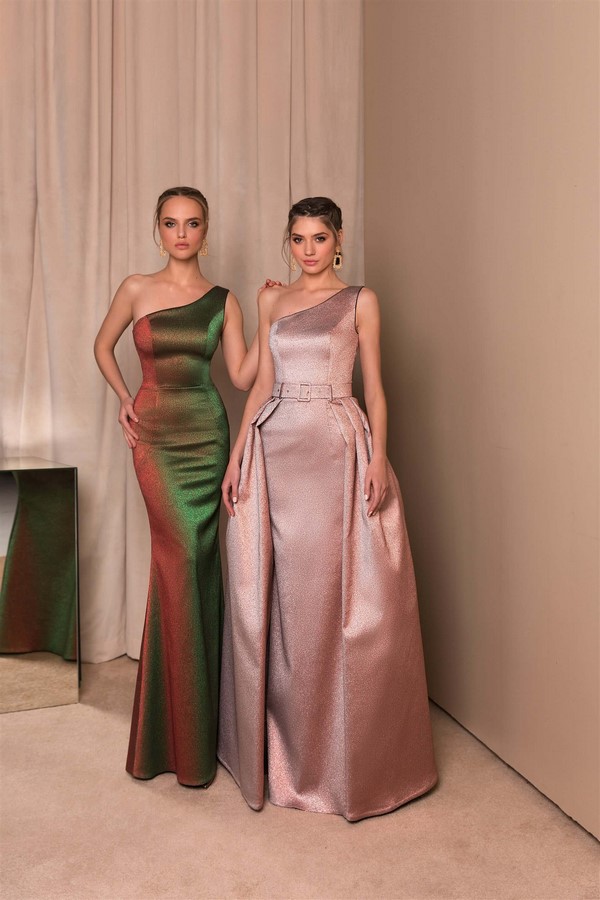 Quoi célébrer le Nouvel An 2024: images du Nouvel An, idées sur quoi porter pour le Nouvel An