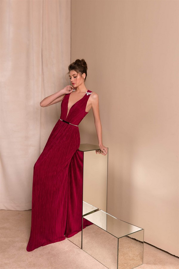 Quoi célébrer le Nouvel An 2024: images du Nouvel An, idées sur quoi porter pour le Nouvel An