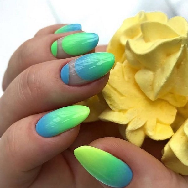 Superbe design des ongles: exclusivités photo des meilleures collections d'ongles