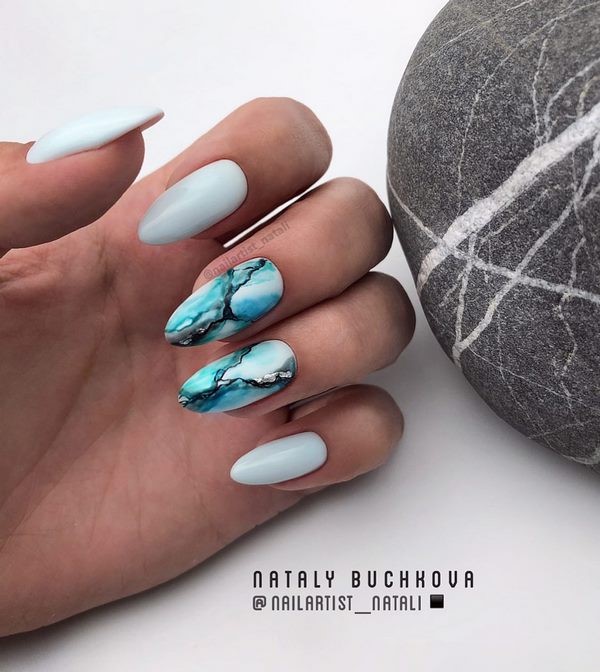 Superbe design des ongles: exclusivités photo des meilleures collections d'ongles