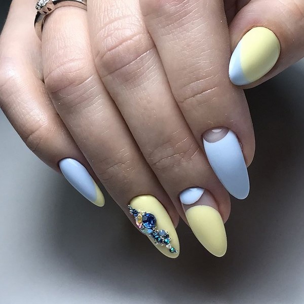 Superbe design des ongles: exclusivités photo des meilleures collections d'ongles