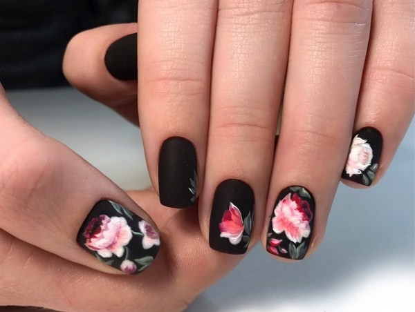 Superbe design des ongles: exclusivités photo des meilleures collections d'ongles