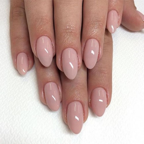 Manucure simple toujours désirée: idées de photos