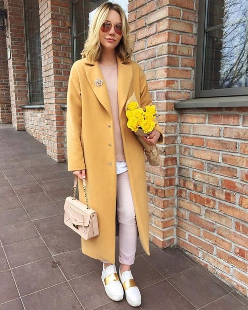 Manteaux tendance surdimensionnés: idées de photos sur la façon de porter un manteau surdimensionné