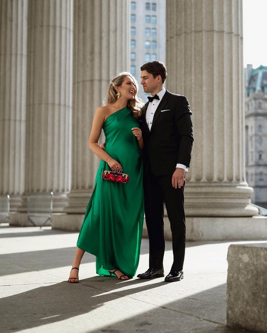 Hamile elbiseler. Eğilimler. Görüntü fikirleri. Yeni stiller