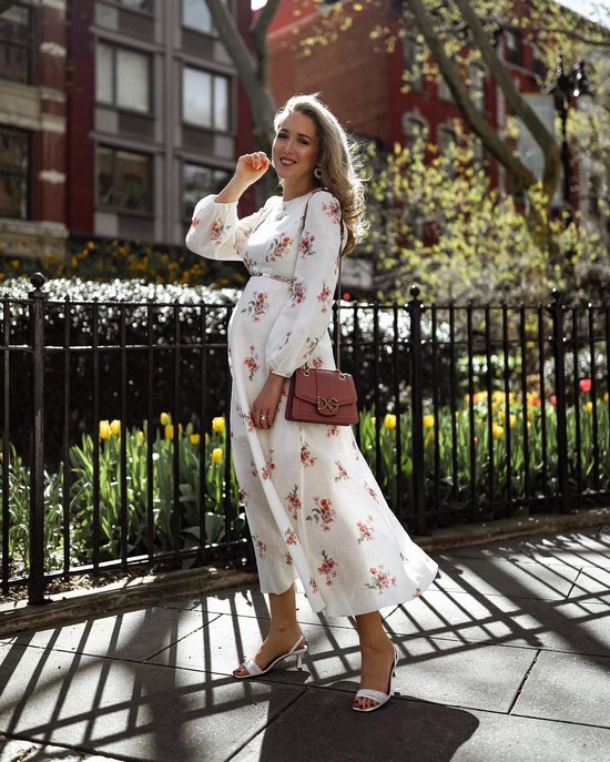 Hamile elbiseler. Eğilimler. Görüntü fikirleri. Yeni stiller