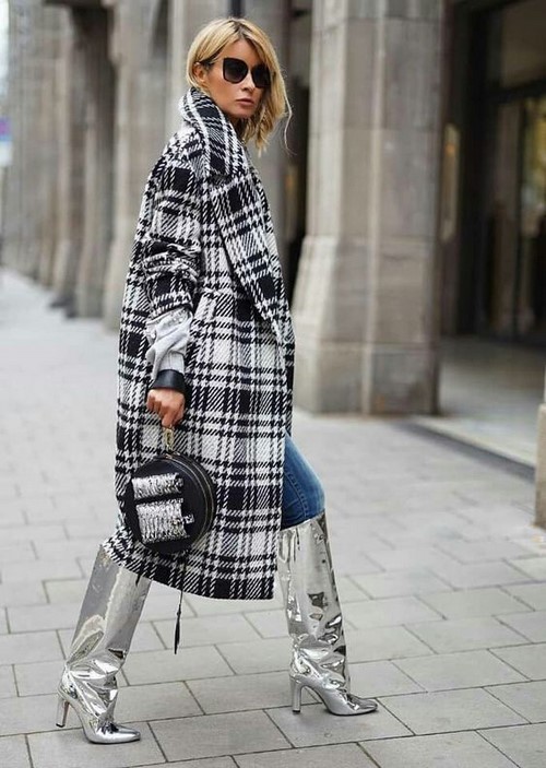 Apa yang perlu dipakai dengan kot. Barisan foto yang dibuat buih