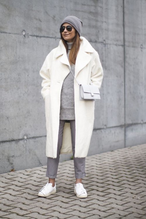 Kvinne store. Originale sett, stil i stil med stor størrelse